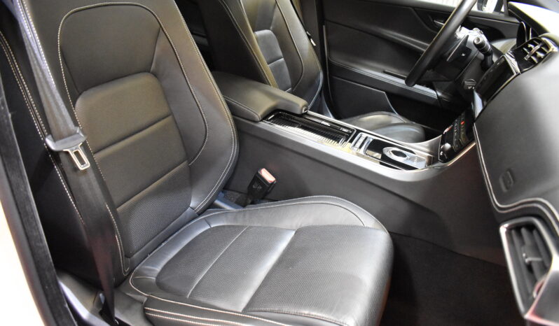 JAGUAR XE 2.0 Diesel 132kW RWD RSport Auto lleno