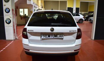 SKODA Octavia Combi 2.0 TDI 110kW 150CV DSG Style lleno