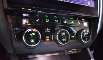 SKODA Octavia Combi 2.0 TDI 110kW 150CV DSG Style lleno