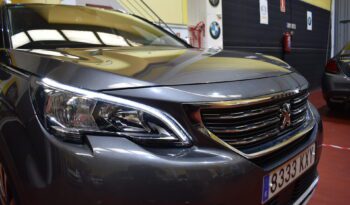 PEUGEOT 5008 Allure 1.2L PureTech 96kW 130CV SS 5p. lleno