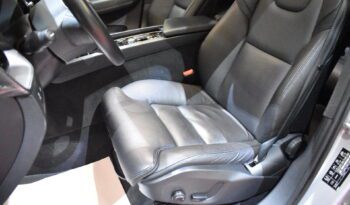 VOLVO XC60 2.0 B4 D AWD Momentum Pro Auto lleno
