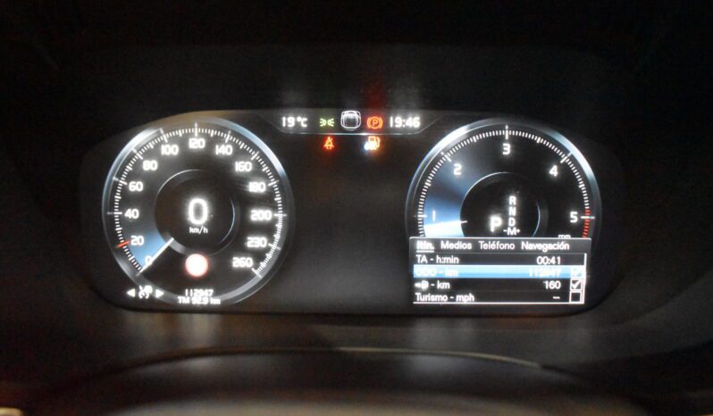 VOLVO XC60 2.0 B4 D AWD Momentum Pro Auto lleno