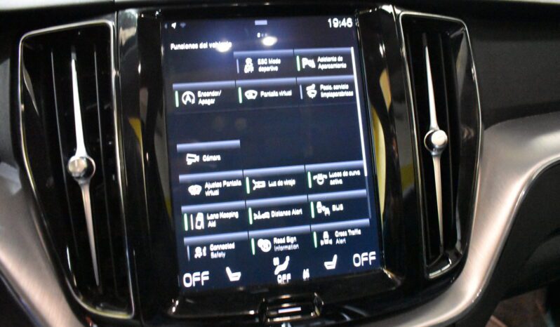VOLVO XC60 2.0 B4 D AWD Momentum Pro Auto lleno