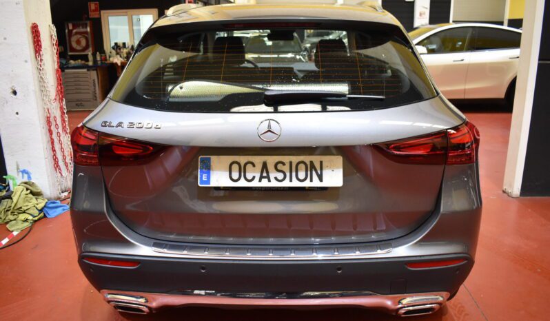 MERCEDES-BENZ GLA GLA 200 D lleno