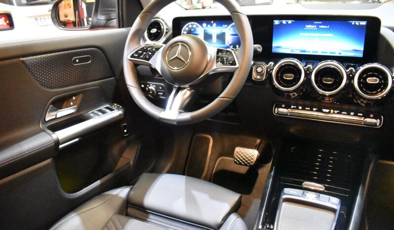 MERCEDES-BENZ GLA GLA 200 D lleno