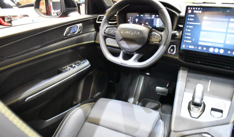 LYNK & CO 01 1.5 PHEV More lleno