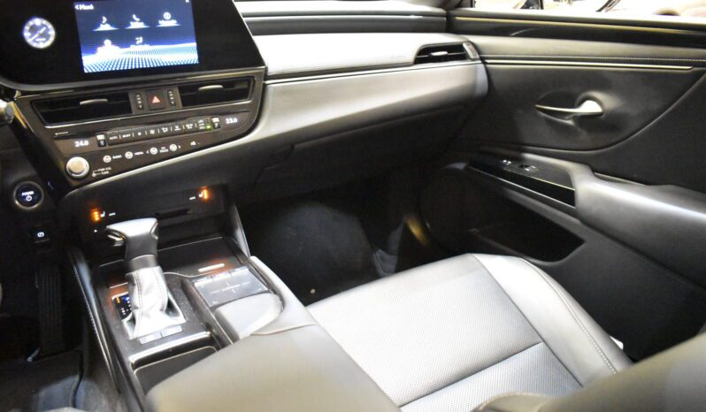 LEXUS ES 2.5 300h Premium lleno