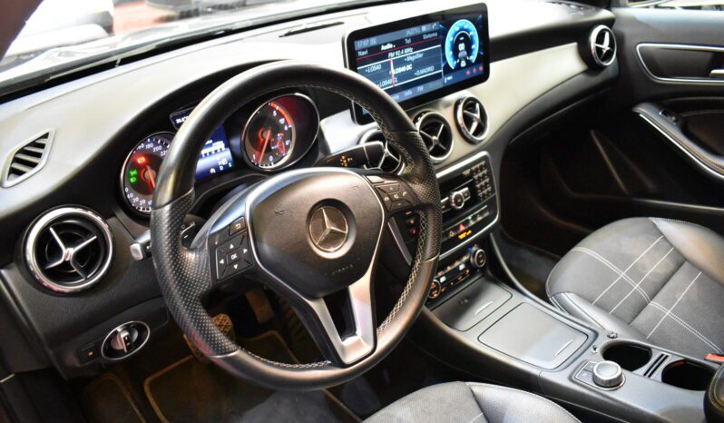 MERCEDES-BENZ Clase GLA GLA 200 d Style lleno