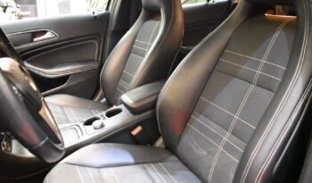 MERCEDES-BENZ Clase GLA GLA 200 d Style lleno