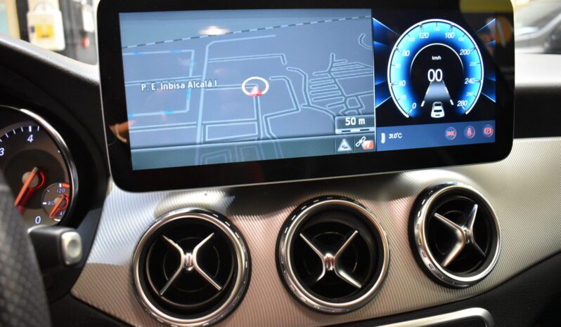 MERCEDES-BENZ Clase GLA GLA 200 d Style lleno