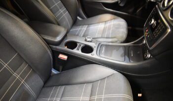 MERCEDES-BENZ Clase GLA GLA 200 d Style lleno